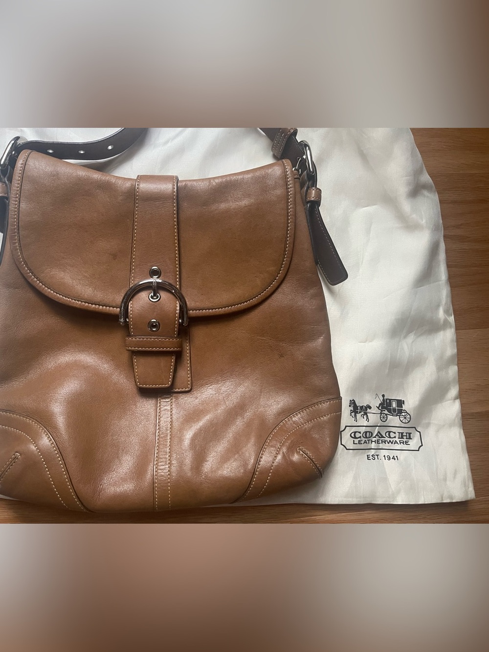 💫Y2K Vintage Coach Soho Leather Flap Saddle Bag British Tan 9480💫